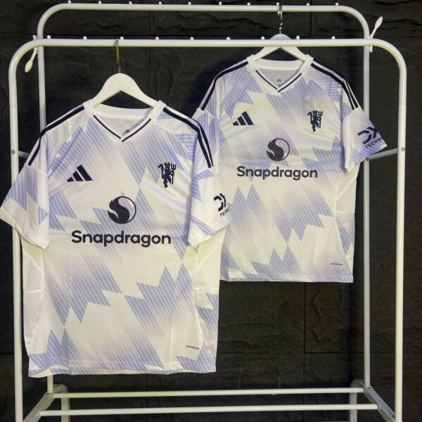 Manutd 25/26 away fan grade jersey